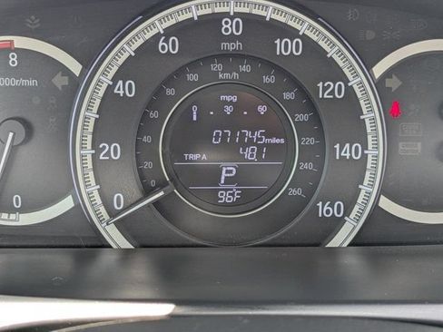 Used 2017 Honda Accord EX-L image 27