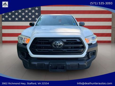 Used 2019 Toyota Tacoma SR RWD image 2