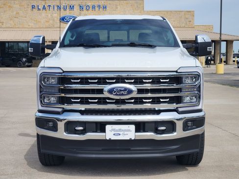 Used 2024 Ford F250 Lariat w/ Chrome Package AWD/4WD image 6