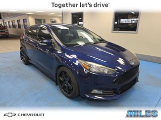 Used 2017 Ford Focus ST FWD video 1