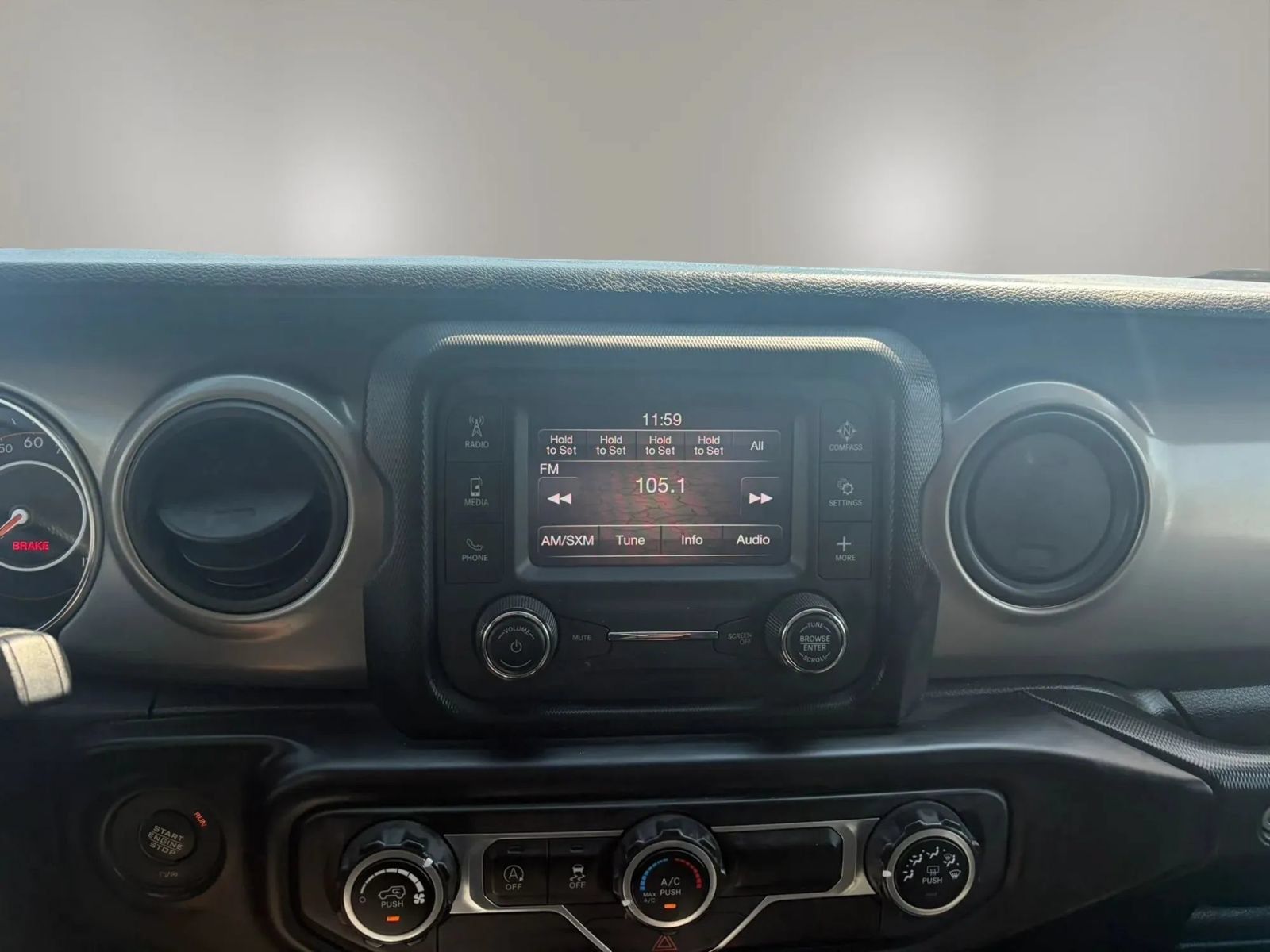 Used 2021 Jeep Wrangler Sport AWD/4WD image 12