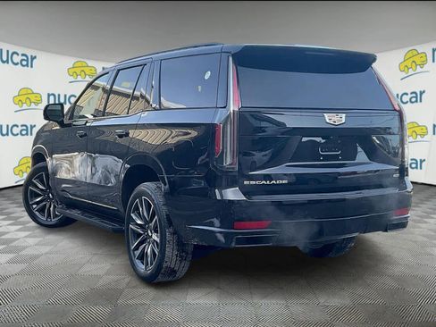 Used 2023 Cadillac Escalade Sport image 4