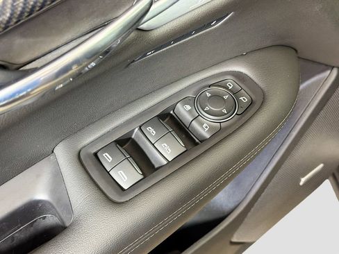 Used 2024 Cadillac XT6 Sport w/ Technology Package AWD/4WD image 19