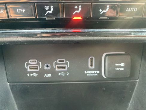 Used 2023 Jeep Grand Cherokee 4WD 4xe image 30