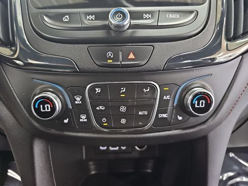 Used 2022 Chevrolet Equinox RS w/ Infotainment Package AWD/4WD image 21