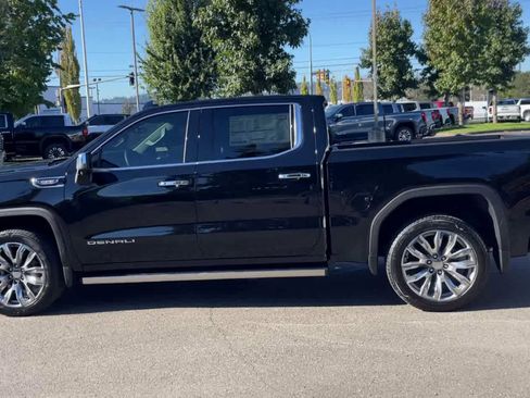 New 2026 GMC Sierra 1500 Denali image 40