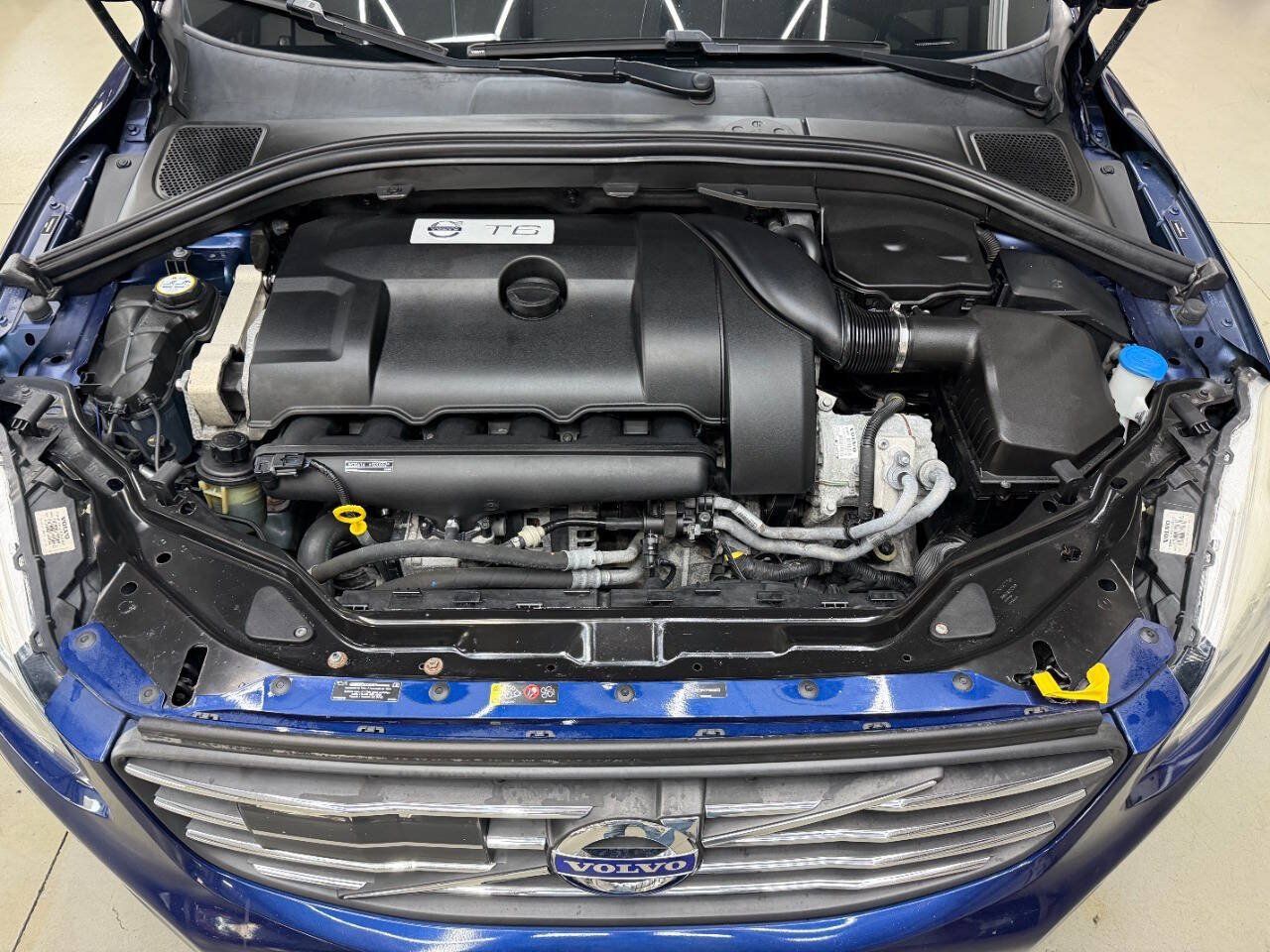 Used 2015 Volvo XC60 T6 Platinum AWD/4WD image 7