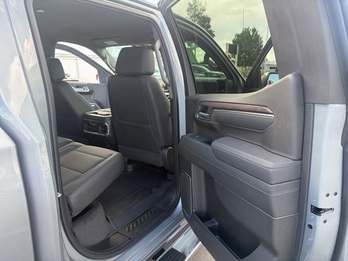 New 2026 GMC Sierra 1500 SLT w/ SLT Premium Package AWD/4WD image 33