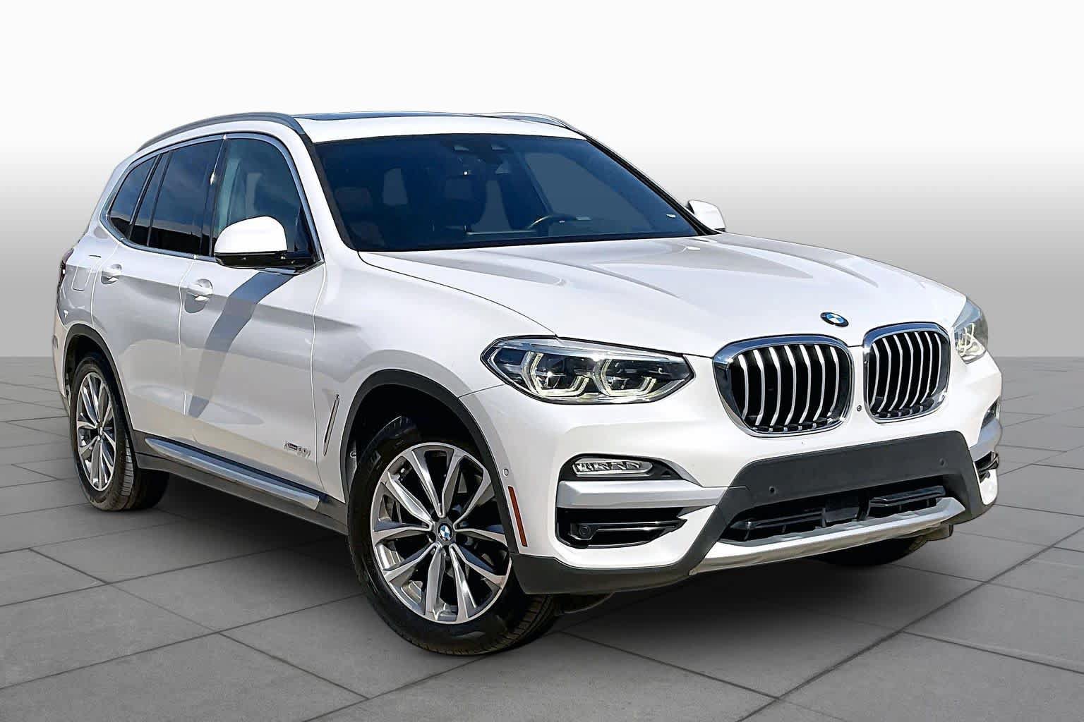Used 2018 BMW X3 xDrive30i AWD/4WD image 3