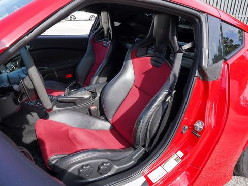Used 2017 Nissan 370Z NISMO RWD image 25