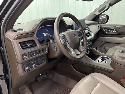 Used 2023 Chevrolet Tahoe Z71 w/ Luxury Package image 20