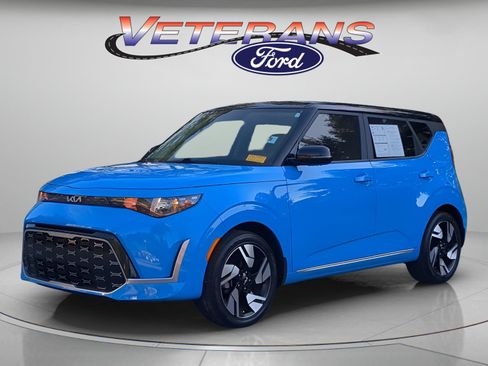 Used 2024 Kia Soul GT-Line FWD image 1