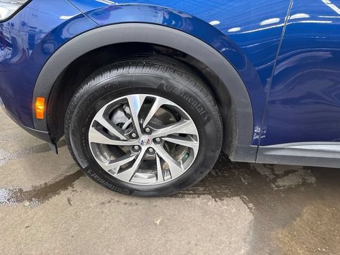 Used 2023 Buick Envision Essence AWD/4WD image 11
