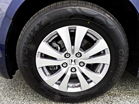 Used 2015 Honda Odyssey EX-L image 19