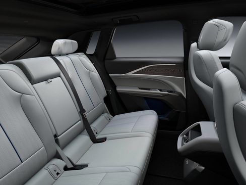 New 2026 Cadillac Lyriq Luxury RWD image 70