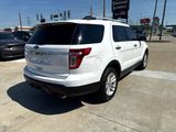 Used 2015 Ford Explorer XLT w/ Equipment Group 202A image 4
