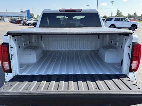 Used 2024 GMC Sierra 1500 Elevation AWD/4WD image 6