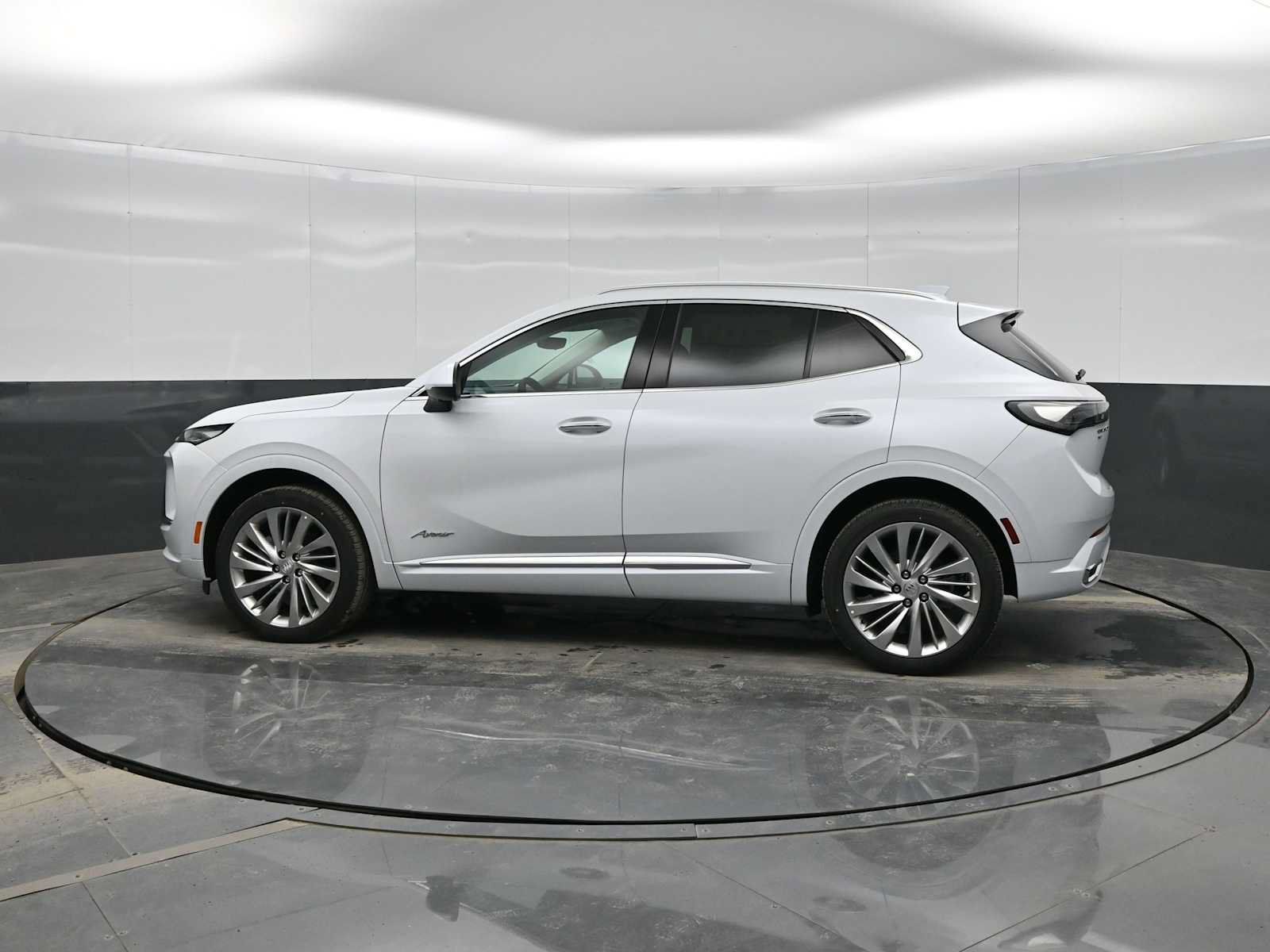 Used 2026 Buick Envision Avenir AWD/4WD image 5