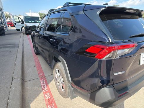 Used 2023 Toyota RAV4 XLE w/ Convenience Package FWD image 8