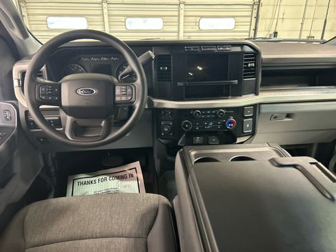 Used 2024 Ford F250 XL w/ STX Appearance Package AWD/4WD image 4