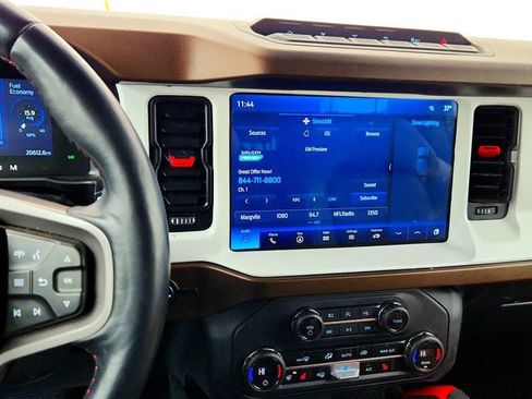 Used 2024 Ford Bronco Heritage Edition image 17