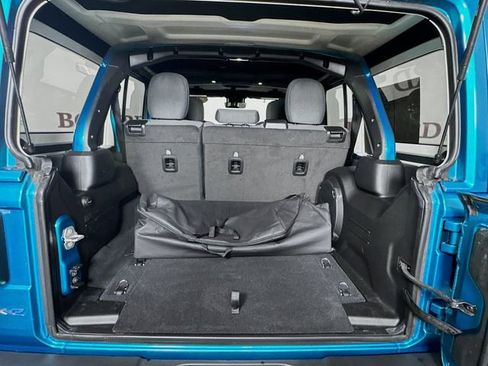 Used 2024 Jeep Wrangler Unlimited Sahara w/ Technology Group image 30