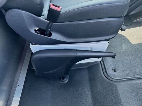 Used 2025 Mercedes-Benz Sprinter 2500 image 26