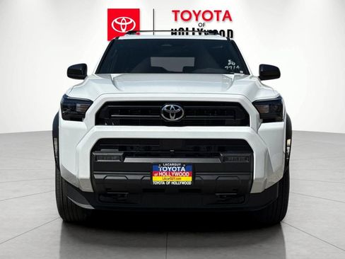 New 2026 Toyota 4Runner SR5 AWD/4WD image 8