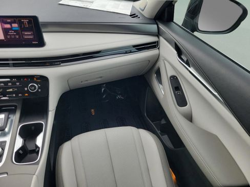 New 2026 INFINITI QX60 Luxe w/ Family Package image 22