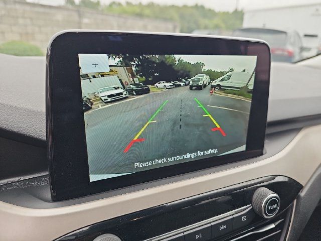 Used 2022 Ford Escape SE w/ Convenience Package FWD image 26