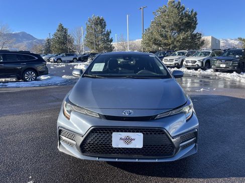 Used 2020 Toyota Corolla SE image 2