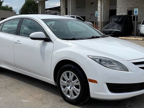 Used 2010 MAZDA MAZDA6 i Sport FWD image 2