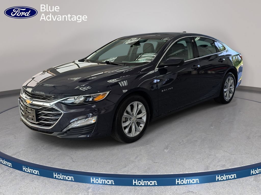 Used 2025 Chevrolet Malibu LT FWD image 1