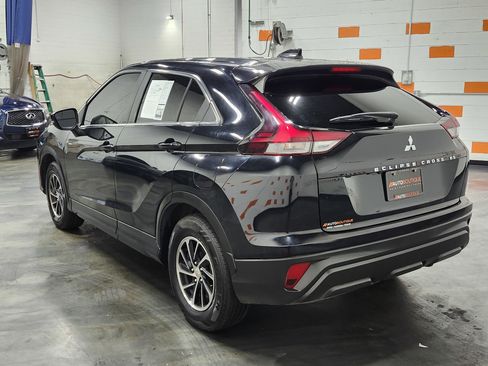 Used 2022 Mitsubishi Eclipse Cross ES image 8