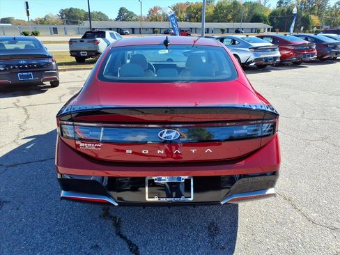 New 2026 Hyundai Sonata SEL image 4