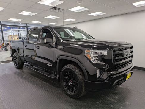 Used 2022 GMC Sierra 1500 Elevation image 3
