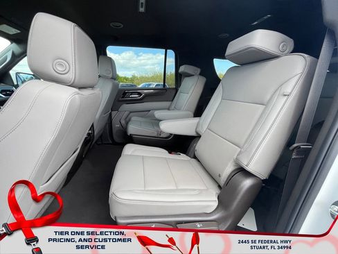 New 2026 GMC Yukon XL Elevation image 12