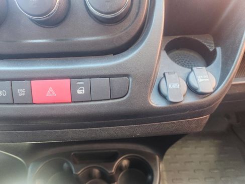 Used 2021 RAM ProMaster 3500 w/ Convenience Group image 22