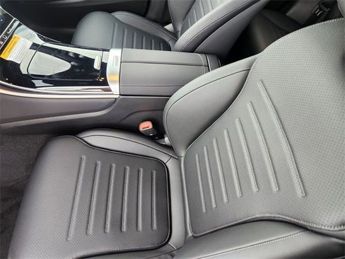 New 2026 Mercedes-Benz GLC 300 4MATIC image 8