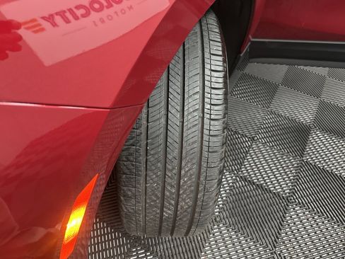 Used 2024 Chevrolet Equinox Premier image 47