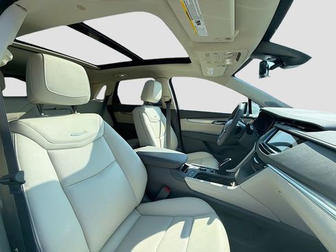 New 2025 Cadillac XT5 Premium Luxury w/ Technology Package image 29