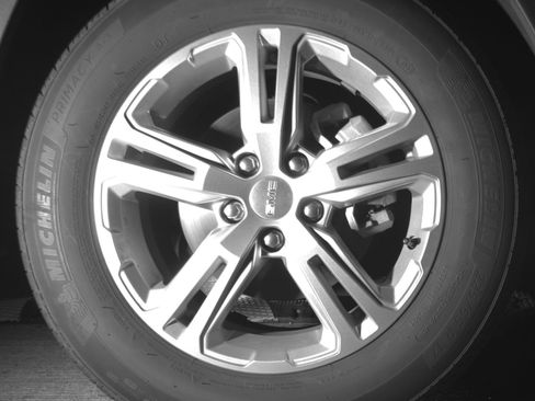 Used 2024 GMC Terrain SLE image 18