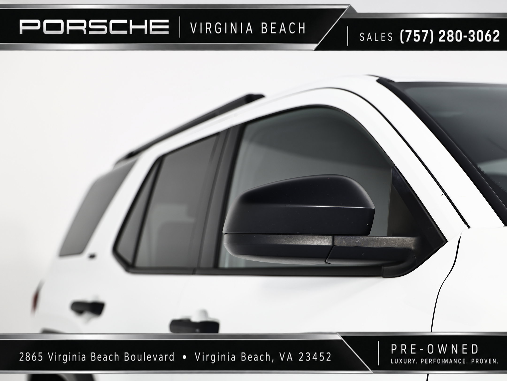 Used 2025 Toyota 4Runner SR5 AWD/4WD image 15