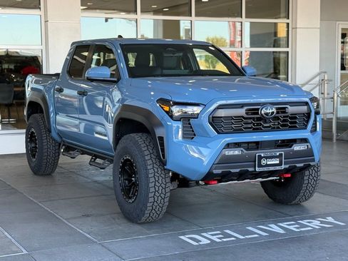 New 2026 Toyota Tacoma TRD Off-Road image 6
