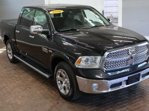 Used 2016 RAM 1500 Laramie w/ Convenience Group AWD/4WD image 25