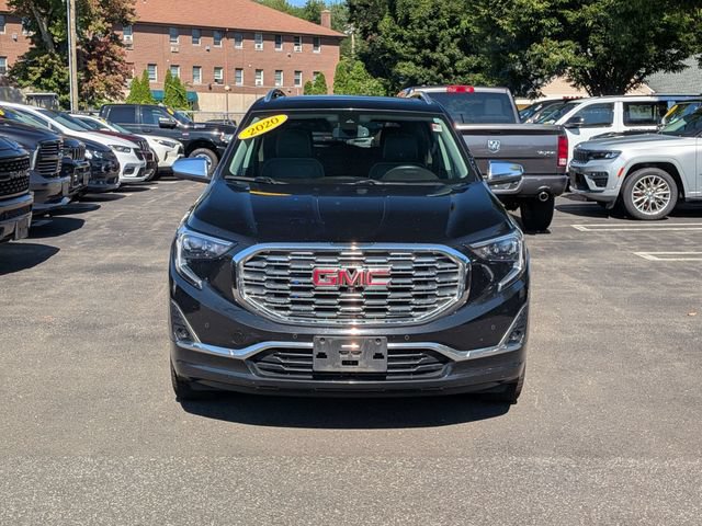 Used 2020 GMC Terrain Denali w/ Denali Premium Package AWD/4WD image 8