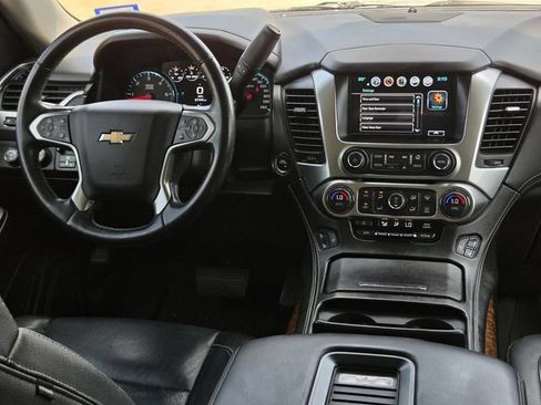 Used 2019 Chevrolet Suburban Premier AWD/4WD image 5