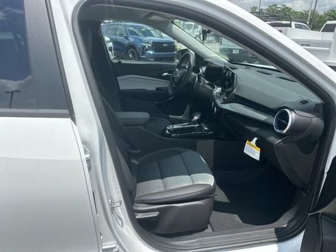New 2026 Chevrolet Trax LT FWD image 28
