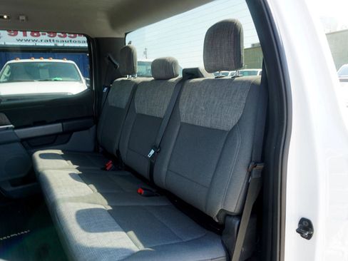 Used 2021 Ford F150 XLT w/ Equipment Group 301A Mid image 7