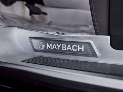 Used 2021 Mercedes-Benz Metris Passenger w/ Premium Safety Package image 41